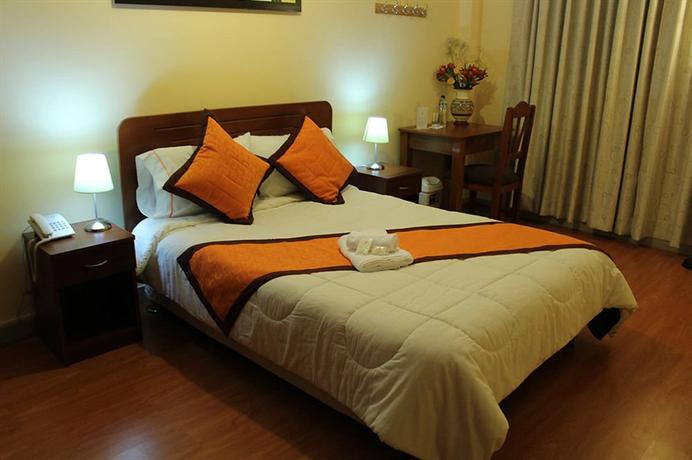 Yuraq Hotel