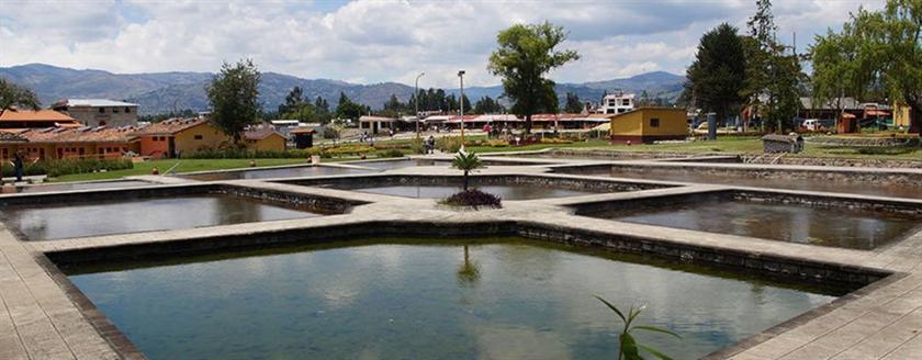 Yuraq Hotel