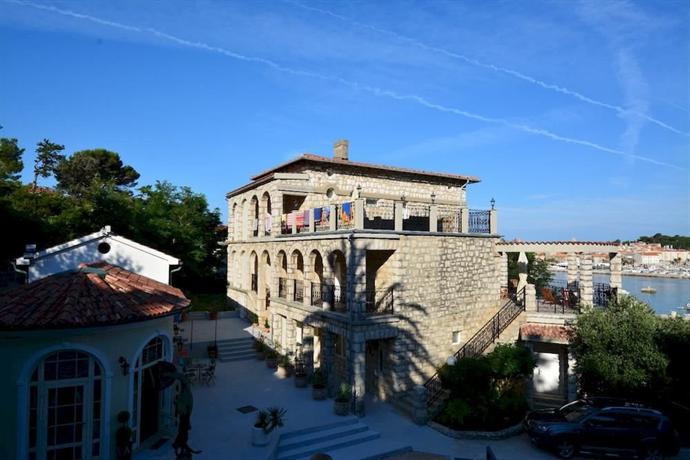 Villas Arbia - Margita Tower of St. Christopher Croatia thumbnail