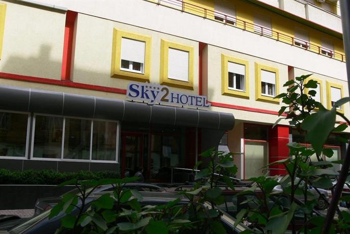Sky 2 Hotel