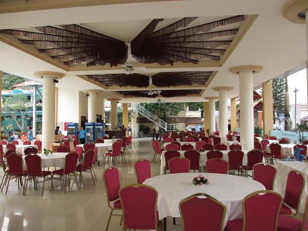 First Hotel New Wing