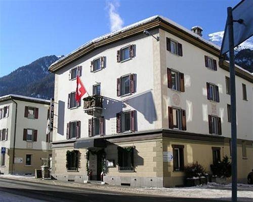 Hotel Crusch Alba Swiss Lodge Zernez Swiss National Park Switzerland thumbnail
