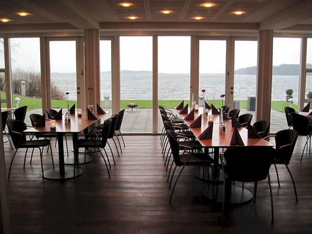 Sixtus Sinatur Hotel & Konference