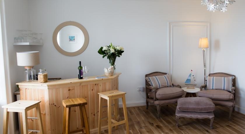 No 98 Boutique Hotel