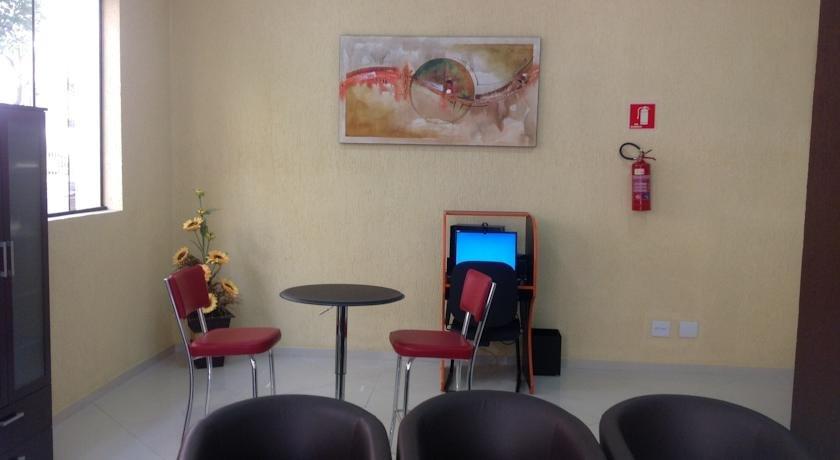 Hotel Calstar