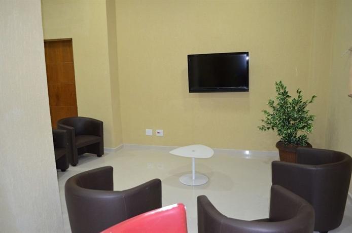 Hotel Calstar