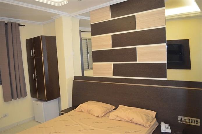 Hotel Calstar