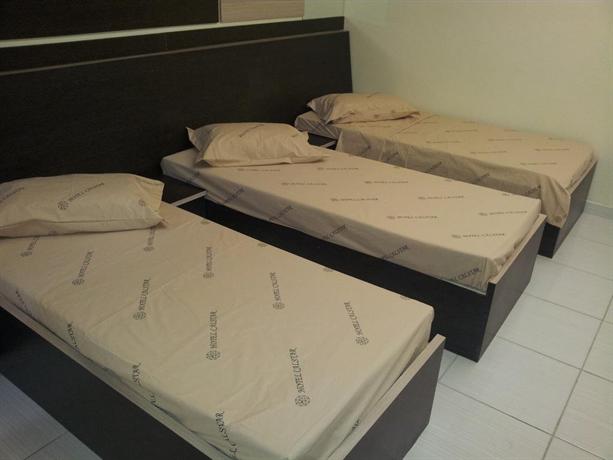 Hotel Calstar