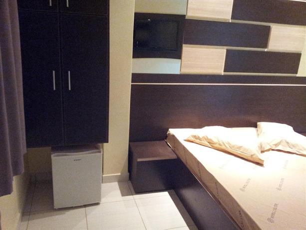 Hotel Calstar