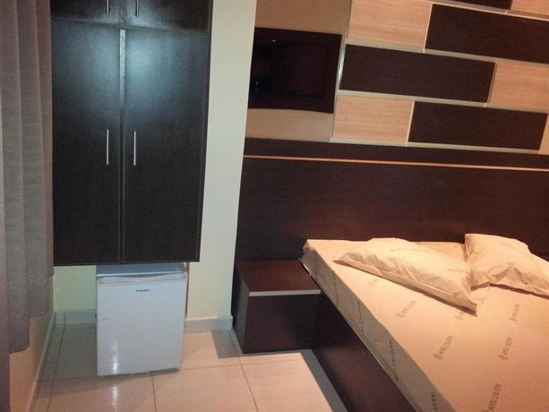 Hotel Calstar