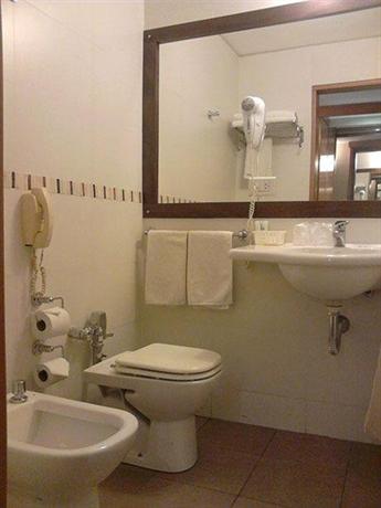 Ariston Hotel