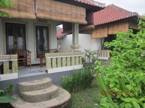 Solaluna Beach Homestay