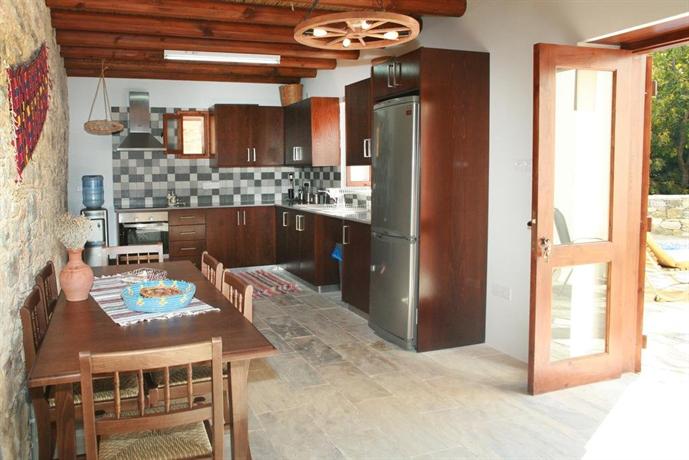Areti Courtyard Villa