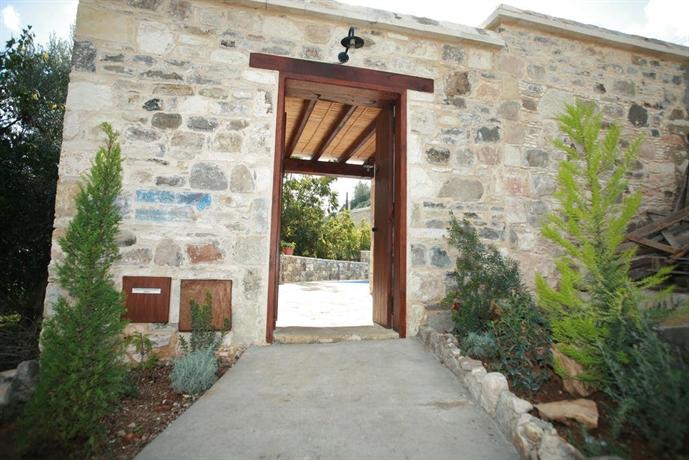 Areti Courtyard Villa