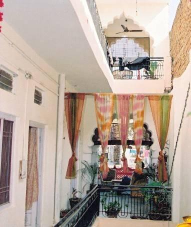 Priya Guest House