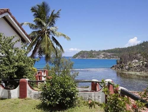 Edens Holiday Villas Baie Ternay Seychelles thumbnail