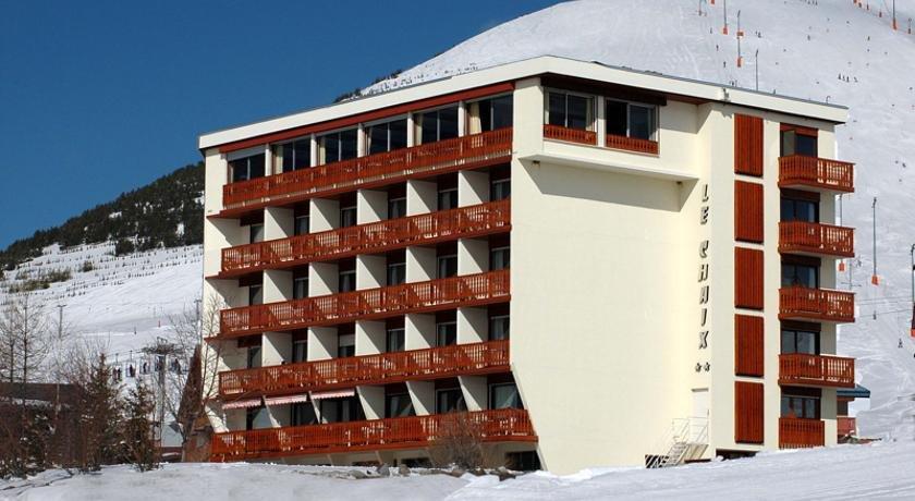 Hotel Eliova Le Chaix Alpe d'Huez France thumbnail