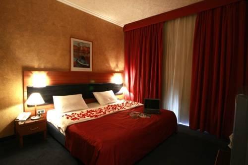 Duroy Hotel