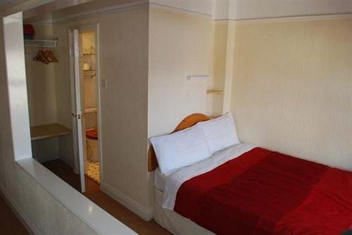 Parkway Guesthouse