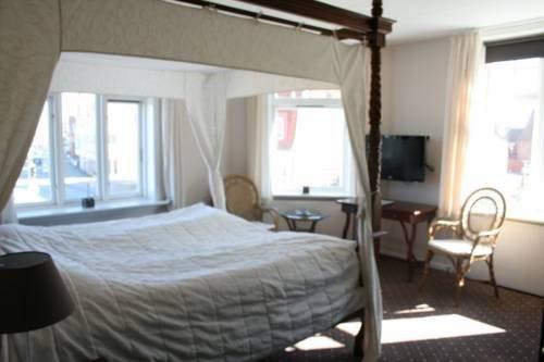 Foldens Hotel