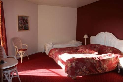 Foldens Hotel