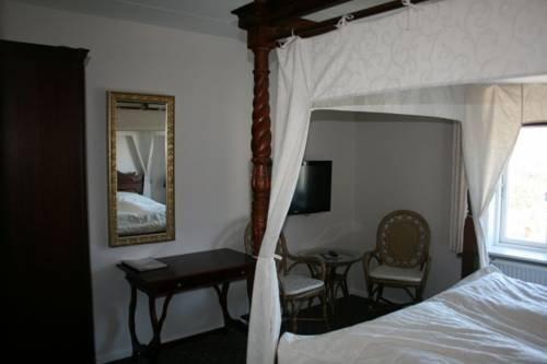 Foldens Hotel