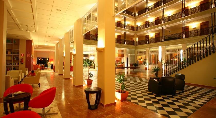 Gran Hotel Aqualange - Balneario de Alange