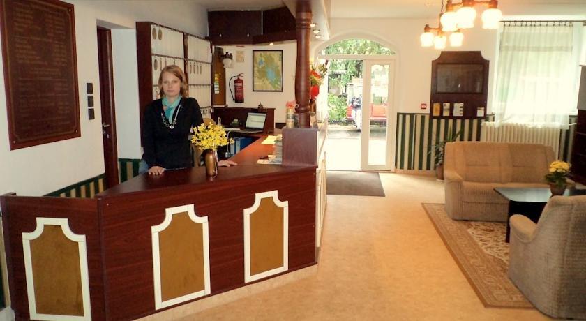 Oreg-to Hotel es Rendezvenyter