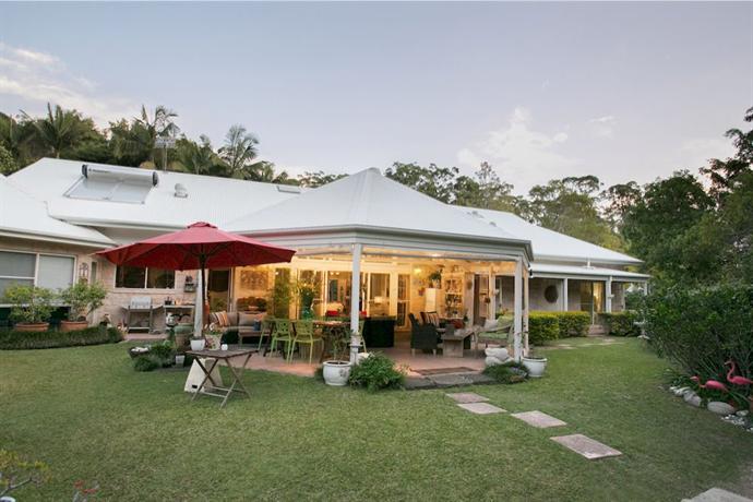 Noosa Valley Manor B&B