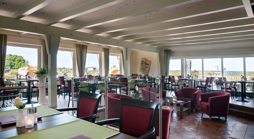 Hotel Haus Am Meer Hohwacht Compare Deals