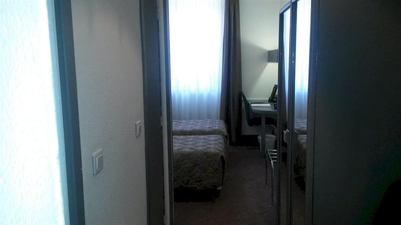 Hotel de La Cloche Dole - Compare Deals