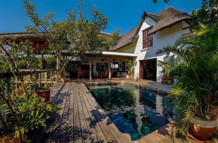 Utopia in Africa Guest Villa