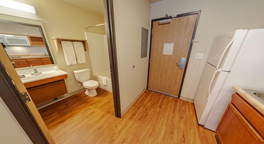 WoodSpring Suites Sioux Falls