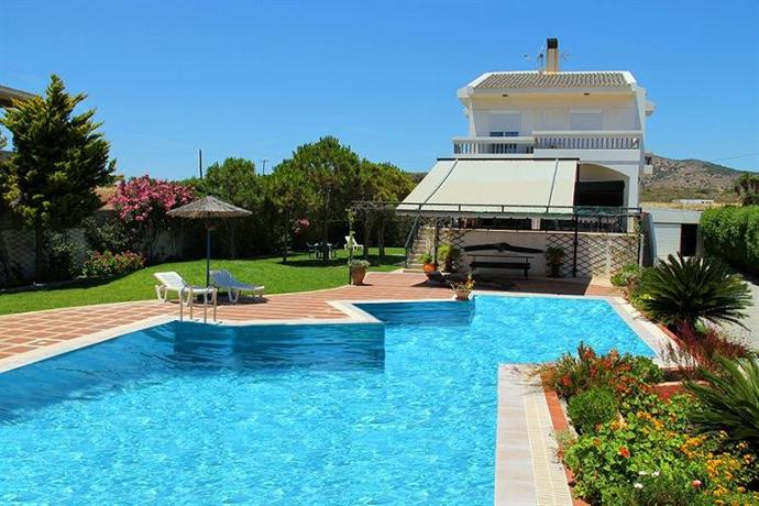 Alkyoni Villa