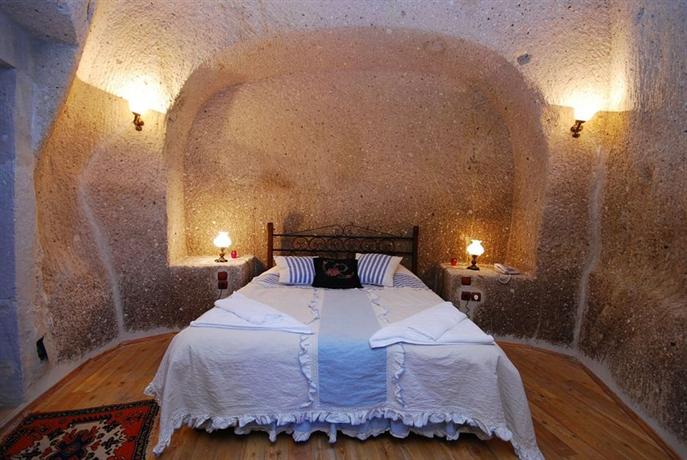Traveller's Cave Hotel