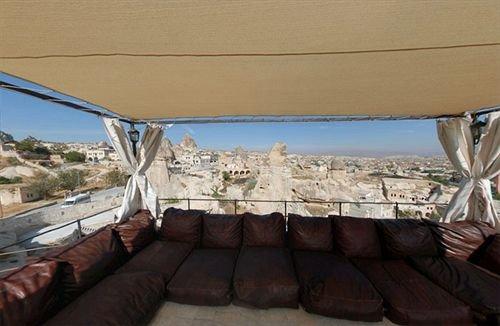 Traveller's Cave Hotel
