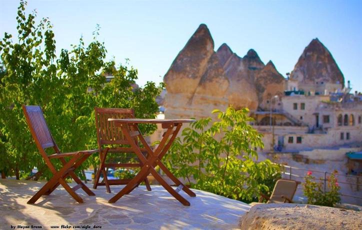 Traveller's Cave Hotel
