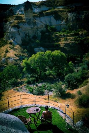 Traveller's Cave Hotel