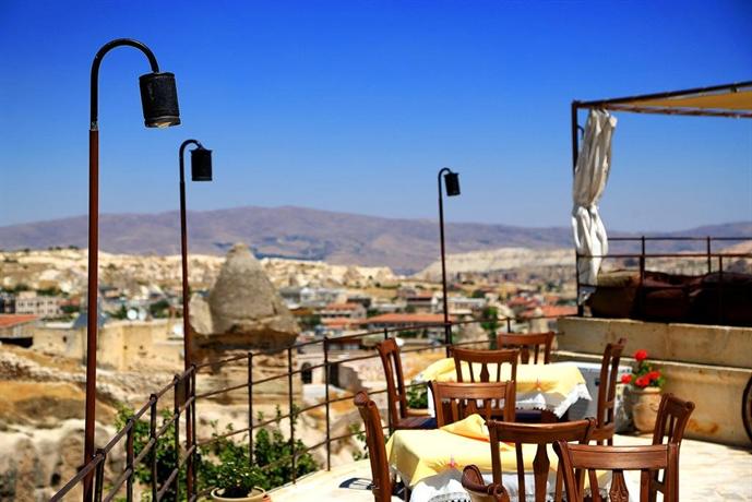 Traveller's Cave Hotel