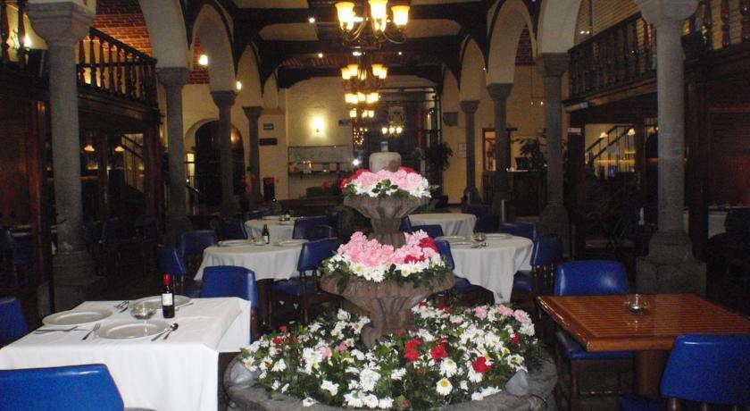 Collection O Hotel Del Portal