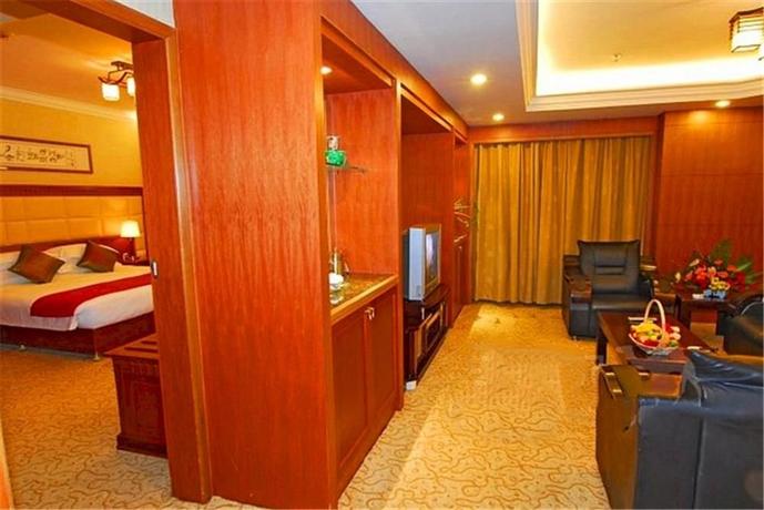 Adange Hotel
