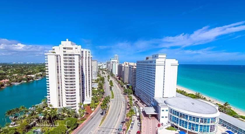 The Castle Hotel Miami Beach