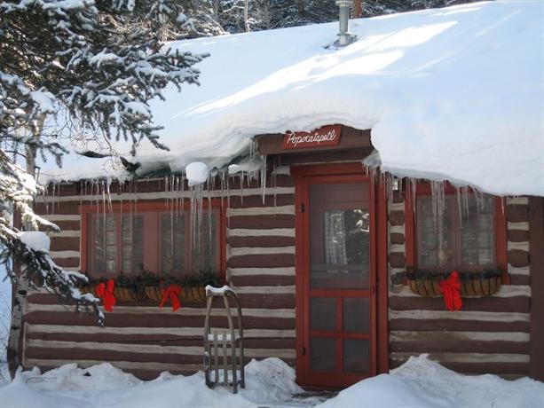 Pioneer Guest Cabins