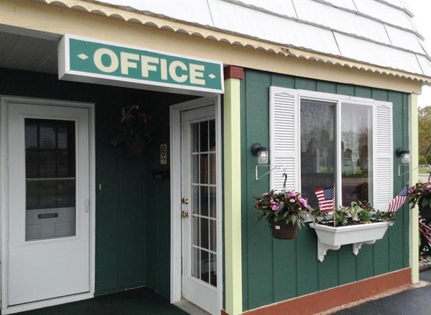 Vindel Motel - Mackinaw City