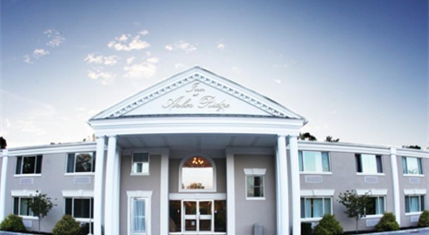 Inn at Arbor Ridge Hotel & Conference Center