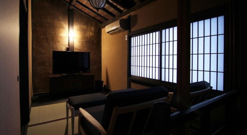 Shikokuan Machiya Residence Inn