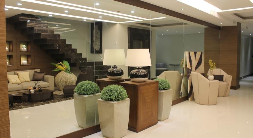 Avenue Suites Hotel