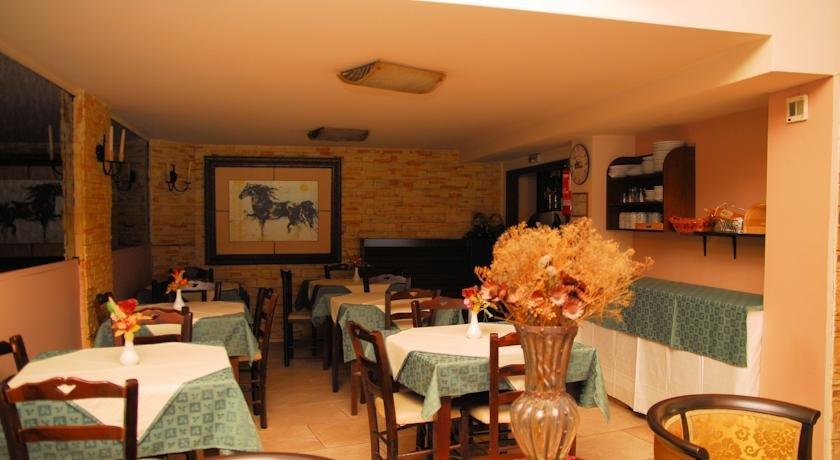 Paris Hotel Xanthi