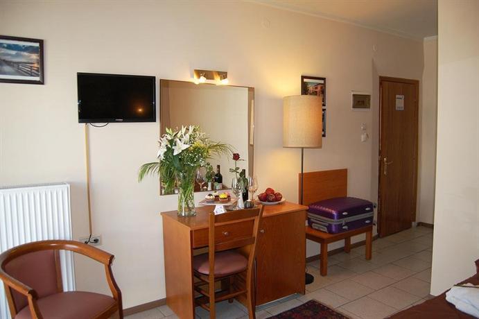 Paris Hotel Xanthi