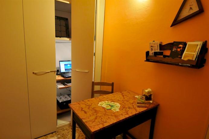 B&B Gate 52